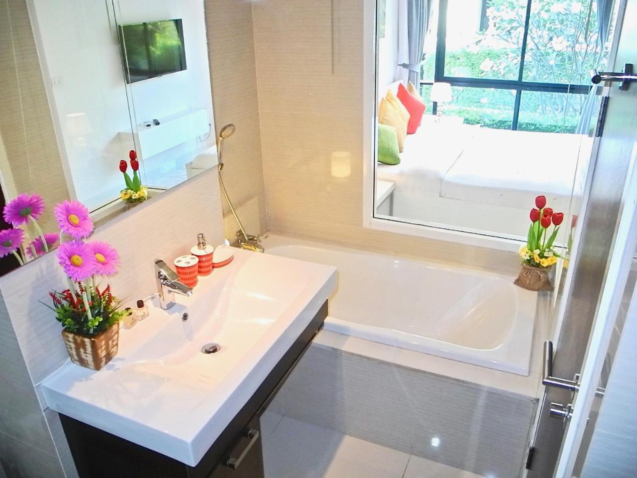 Title Rawai 2-Bedroom Apartment Pool View Екстериор снимка